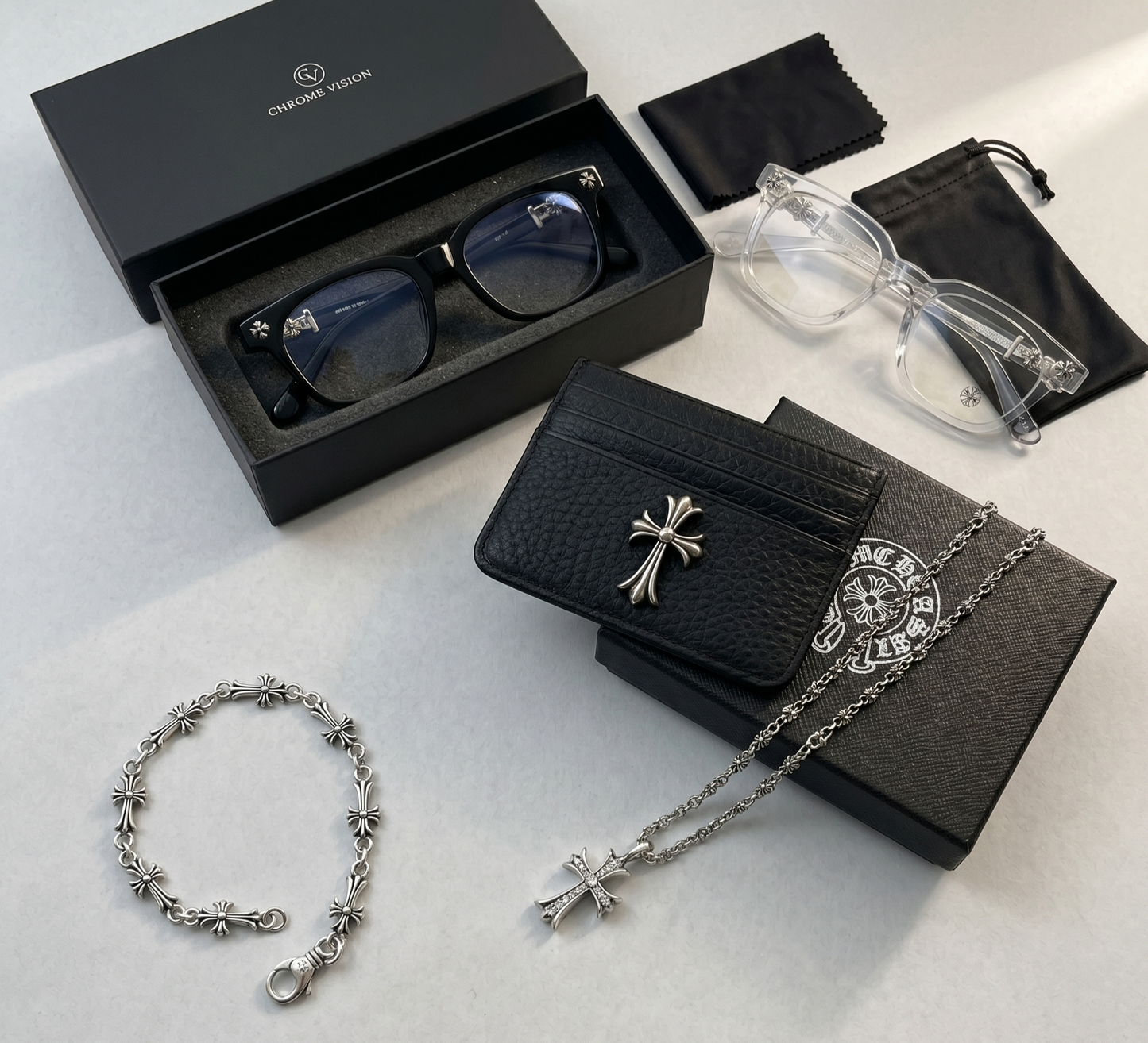 Chrome Vision™ Signature Set – 2 Glasses + free Chain + Bracelet + Cardholder